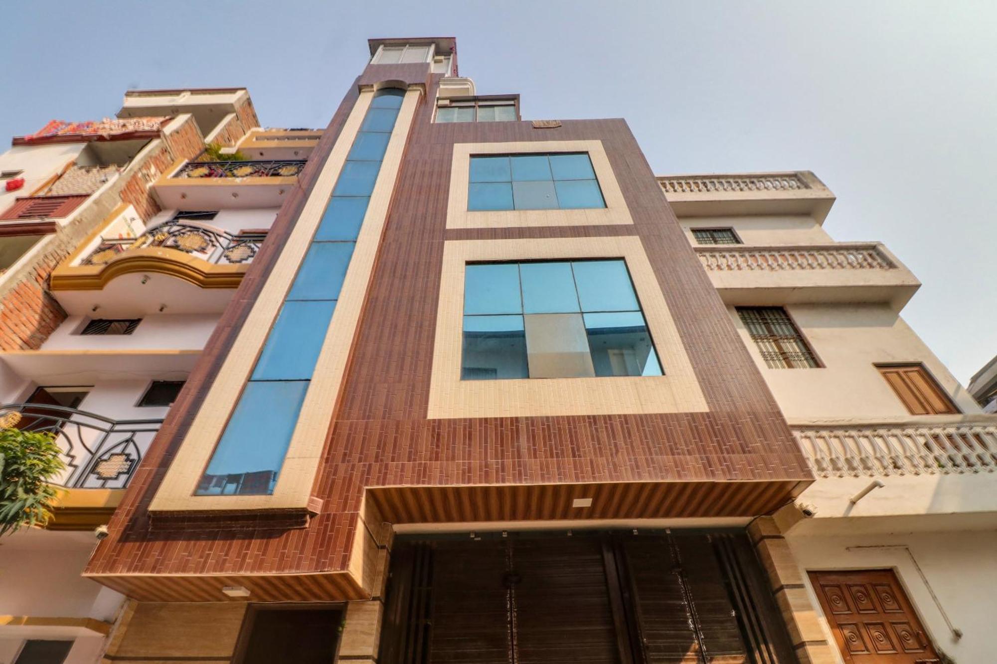 Hotel O Rodstar Chinhat Екстериор снимка