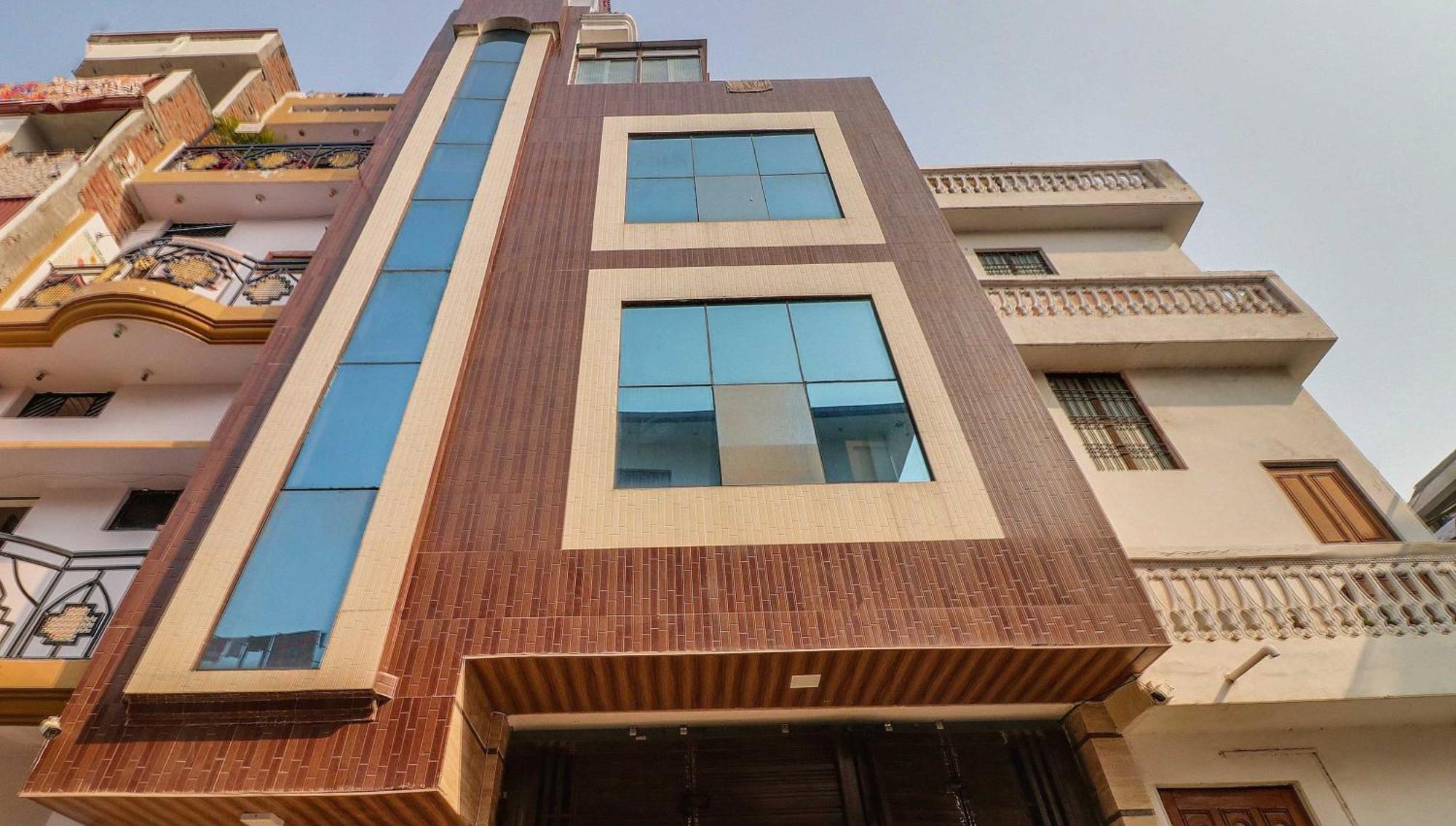 Hotel O Rodstar Chinhat Екстериор снимка